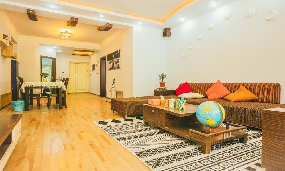 Wuchang-chuhe Street- Locals 00004640 Apartament *